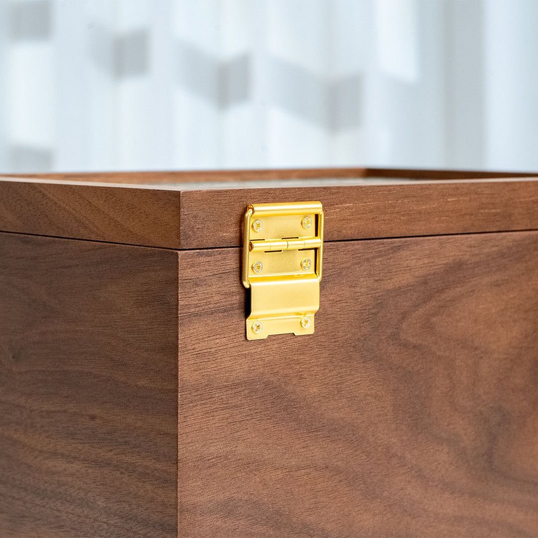 Lockable Wooden Jewelry Storage Box with Glass Lid