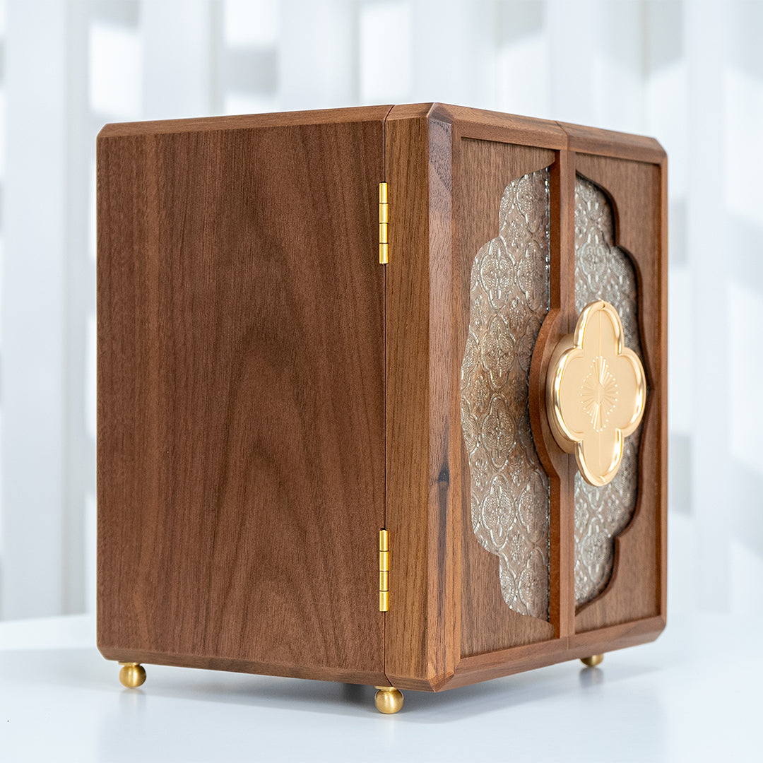 Walnut wood Jewelry Box with 5 drawers