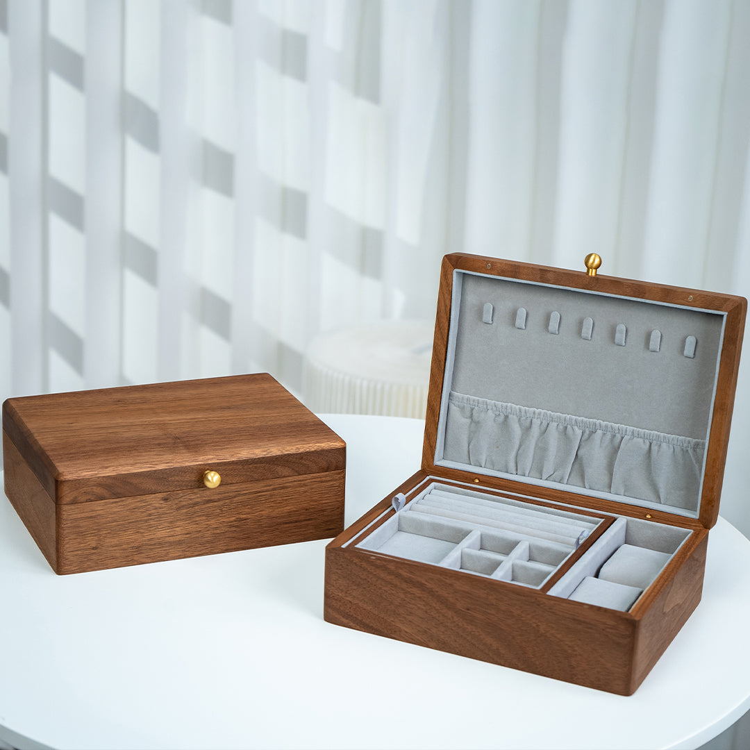 Personalized 1.5-Layer Walnut Jewelry Box